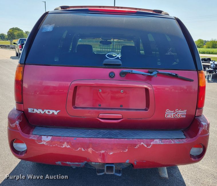 image for item MK9312 2004 GMC Envoy  SUV