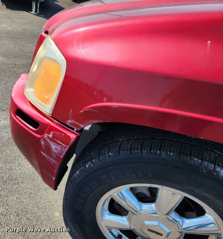 image for item MK9312 2004 GMC Envoy  SUV