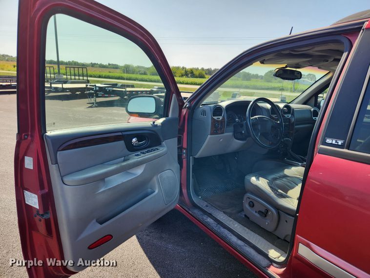 image for item MK9312 2004 GMC Envoy  SUV