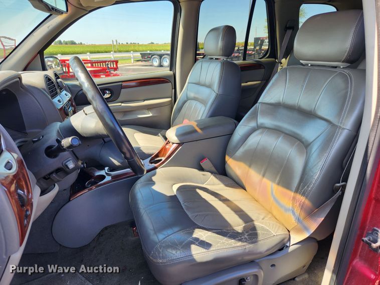 image for item MK9312 2004 GMC Envoy  SUV