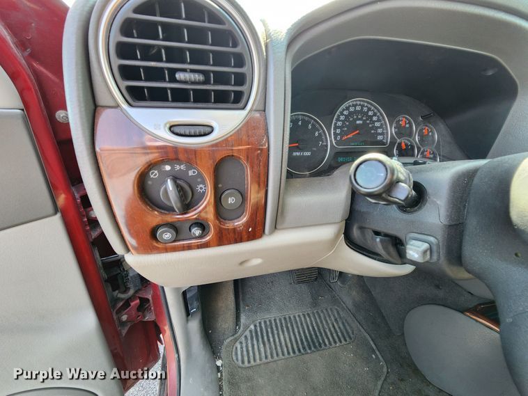 image for item MK9312 2004 GMC Envoy  SUV