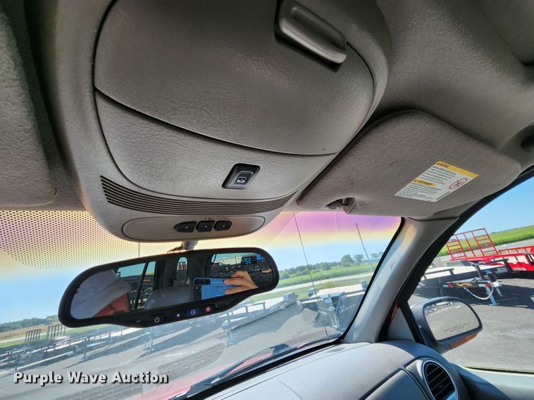 image for item MK9312 2004 GMC Envoy  SUV