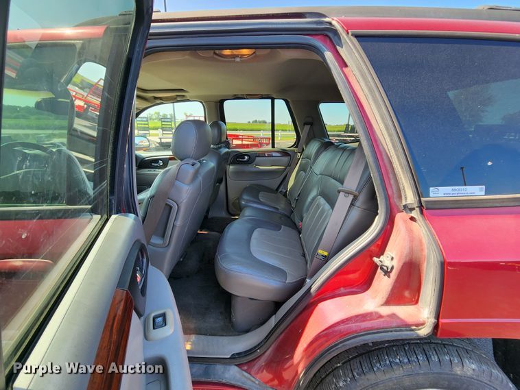 image for item MK9312 2004 GMC Envoy  SUV