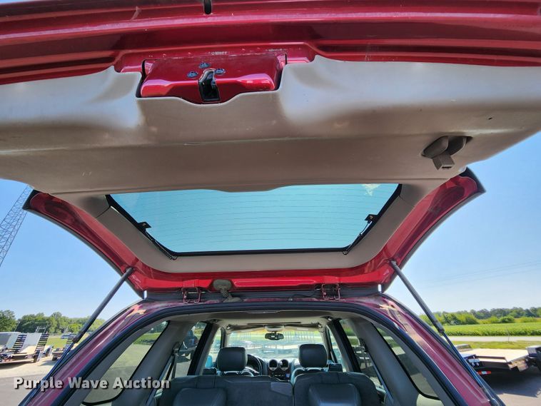 image for item MK9312 2004 GMC Envoy  SUV