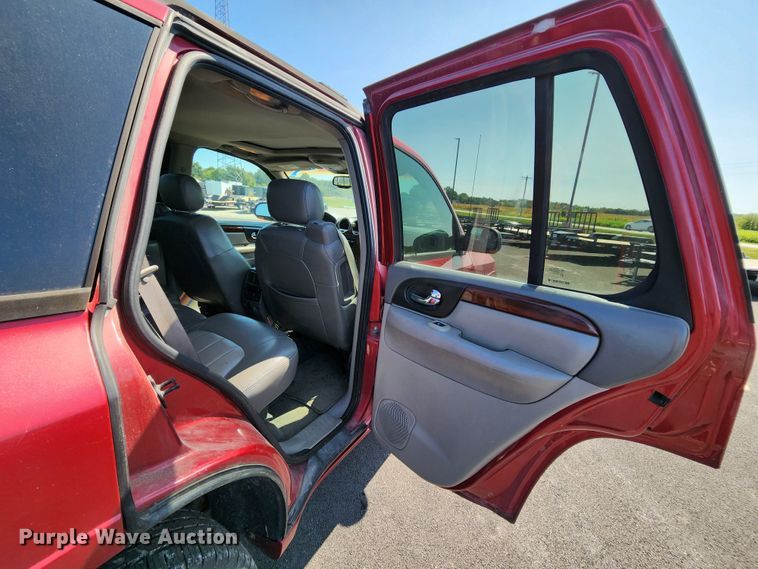 image for item MK9312 2004 GMC Envoy  SUV