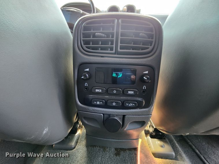 image for item MK9312 2004 GMC Envoy  SUV