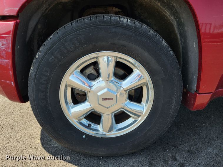 image for item MK9312 2004 GMC Envoy  SUV