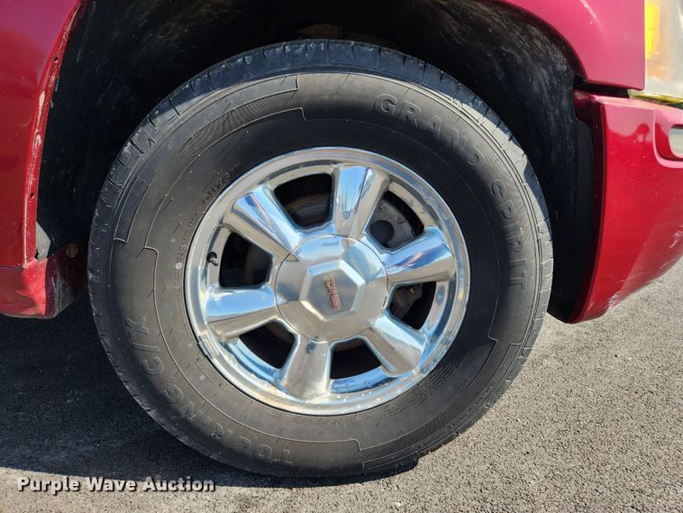 image for item MK9312 2004 GMC Envoy  SUV