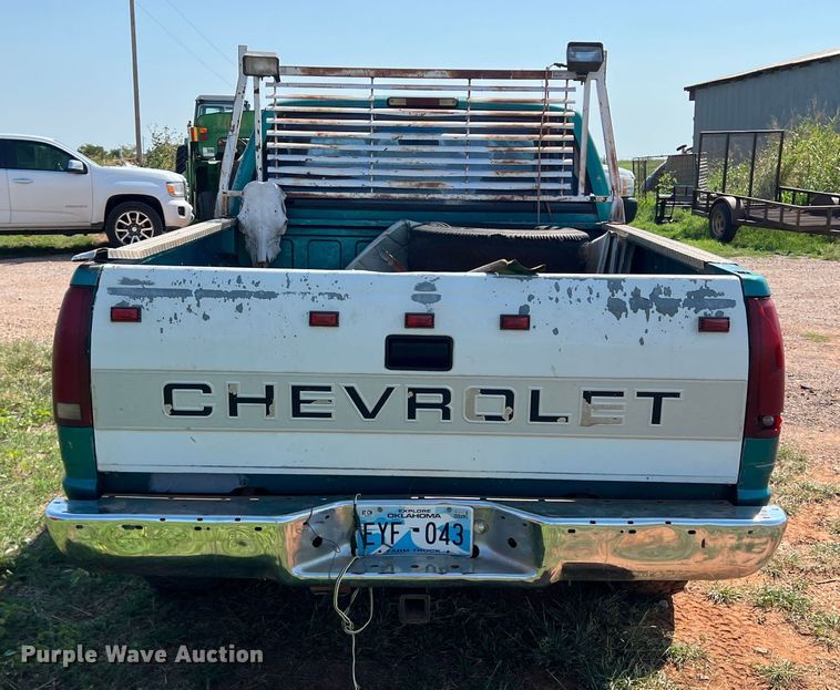image for item MQ9799 1995 Chevrolet 1500  Ext. Cab pickup truck