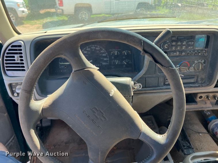 image for item MQ9799 1995 Chevrolet 1500  Ext. Cab pickup truck