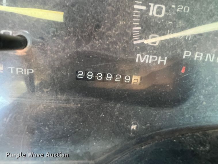 image for item MQ9799 1995 Chevrolet 1500  Ext. Cab pickup truck