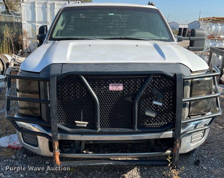 image for item MQ9809 2012 Ford F250 Super Duty  pickup truck