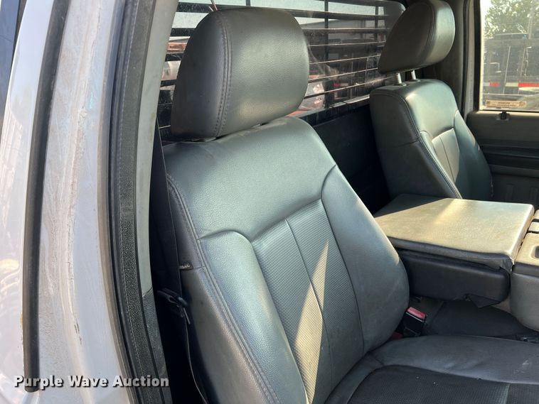 image for item MQ9809 2012 Ford F250 Super Duty  pickup truck