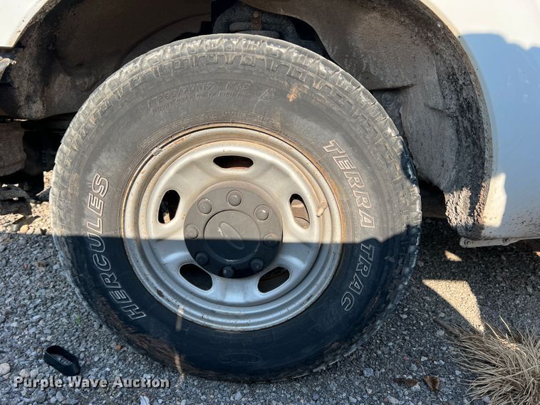 image for item MQ9809 2012 Ford F250 Super Duty  pickup truck