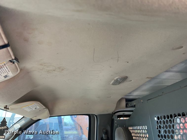 image for item MQ9810 2009 Chevrolet Express 1500  van