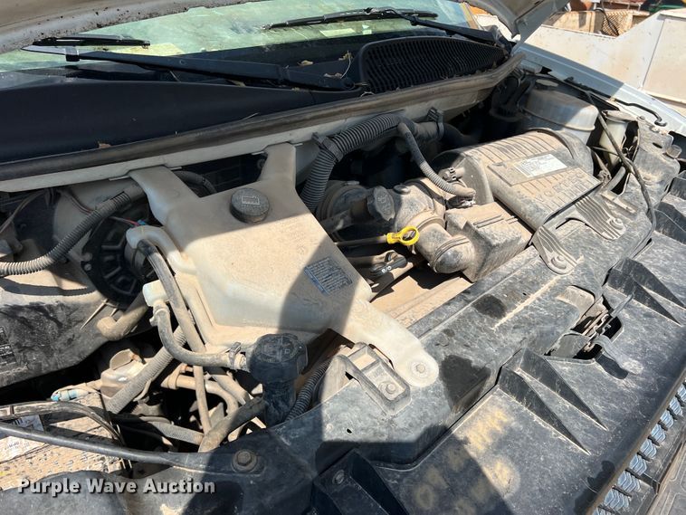 image for item MQ9810 2009 Chevrolet Express 1500  van