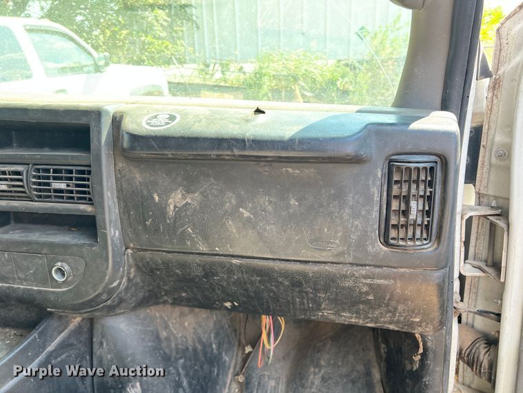 image for item MQ9810 2009 Chevrolet Express 1500  van