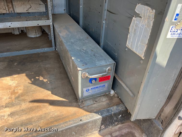 image for item MQ9810 2009 Chevrolet Express 1500  van