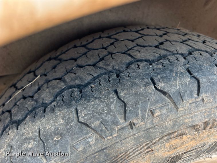 image for item MQ9810 2009 Chevrolet Express 1500  van