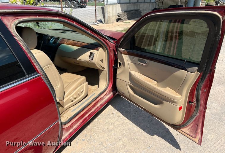 image for item MQ9811 2006 Cadillac DTS  passenger vehicle