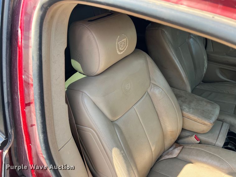 image for item MQ9811 2006 Cadillac DTS  passenger vehicle