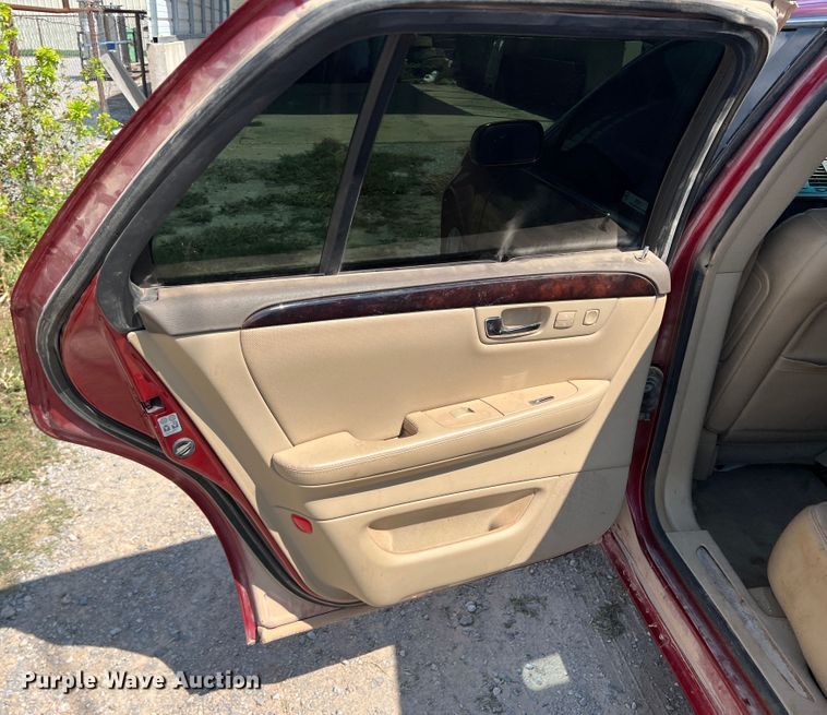 image for item MQ9811 2006 Cadillac DTS  passenger vehicle