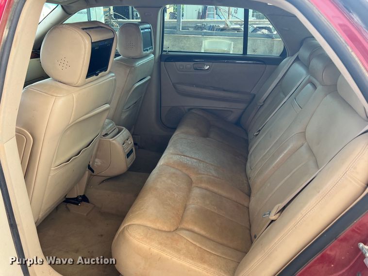 image for item MQ9811 2006 Cadillac DTS  passenger vehicle