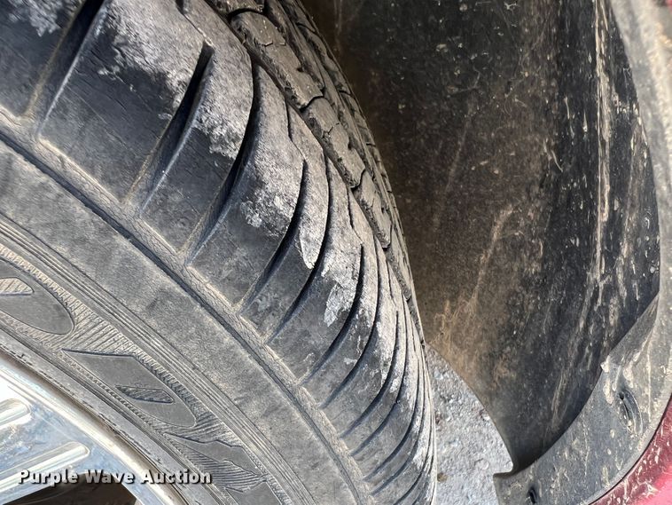 image for item MQ9811 2006 Cadillac DTS  passenger vehicle