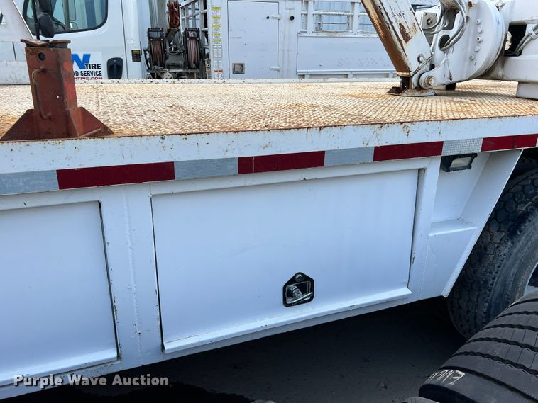 image for item MQ9817 2012 Freightliner Business Class M2 106  crane truck