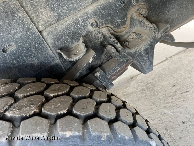 image for item MQ9817 2012 Freightliner Business Class M2 106  crane truck