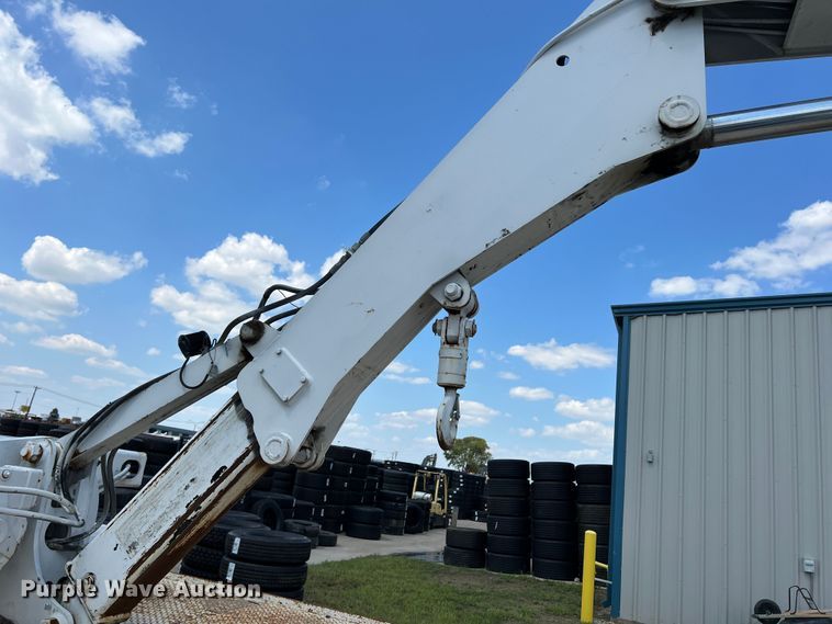 image for item MQ9817 2012 Freightliner Business Class M2 106  crane truck