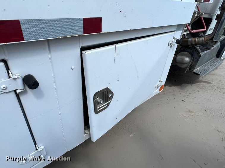 image for item MQ9817 2012 Freightliner Business Class M2 106  crane truck