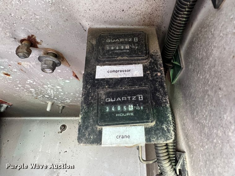 image for item MQ9817 2012 Freightliner Business Class M2 106  crane truck