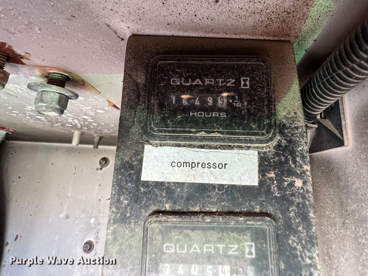 image for item MQ9817 2012 Freightliner Business Class M2 106  crane truck