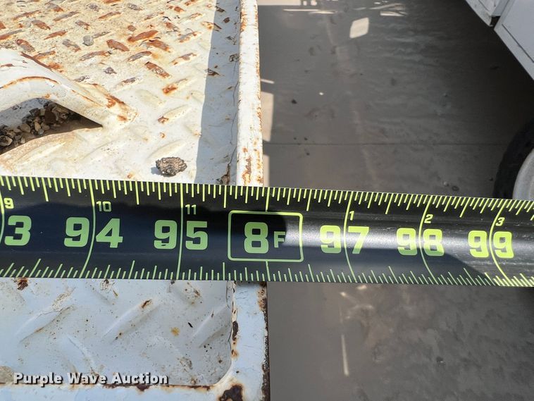 image for item MQ9817 2012 Freightliner Business Class M2 106  crane truck