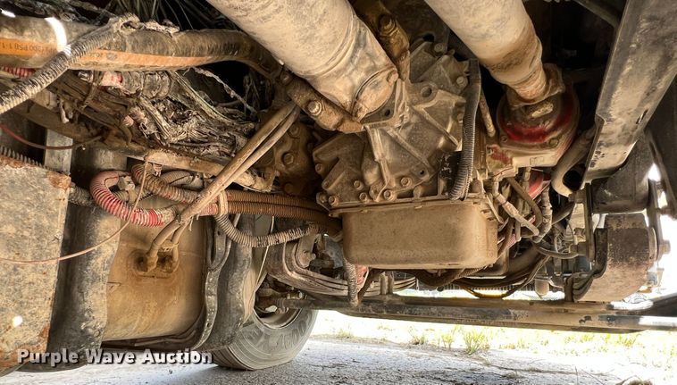 image for item MQ9817 2012 Freightliner Business Class M2 106  crane truck