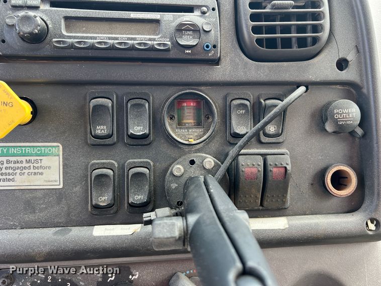 image for item MQ9817 2012 Freightliner Business Class M2 106  crane truck