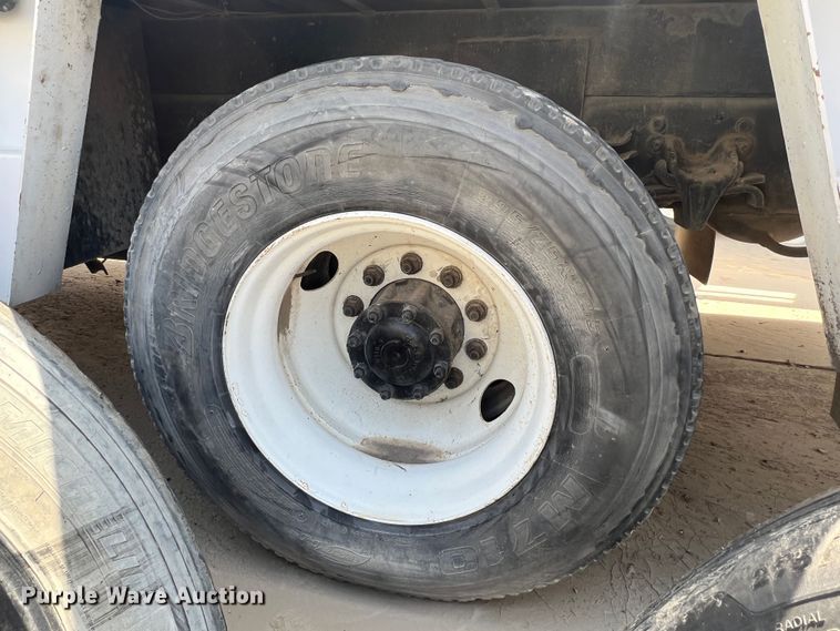 image for item MQ9817 2012 Freightliner Business Class M2 106  crane truck