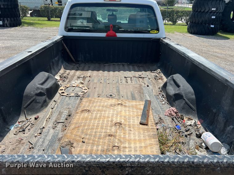 image for item MQ9818 2011 Ford F250 Super Duty  Ext. Cab pickup truck