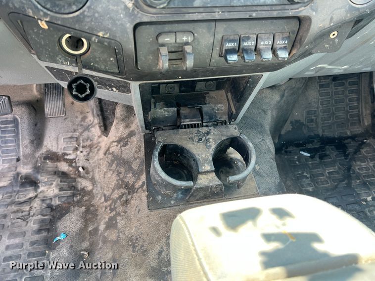 image for item MQ9818 2011 Ford F250 Super Duty  Ext. Cab pickup truck