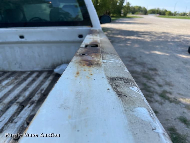 image for item MR9339 2013 GMC Sierra 2500HD  pickup truck