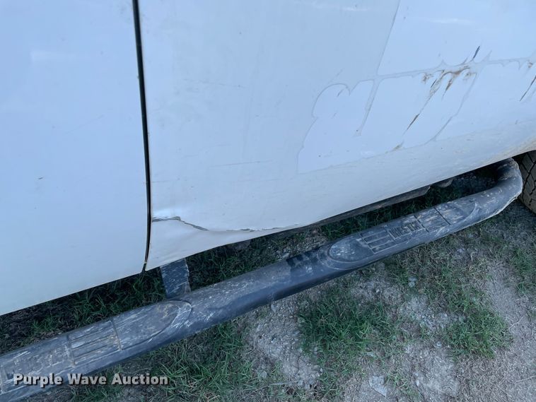 image for item MR9339 2013 GMC Sierra 2500HD  pickup truck