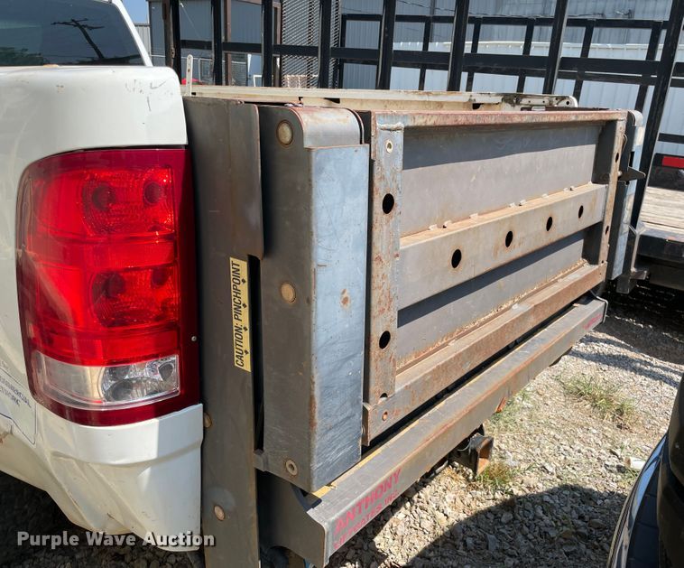 image for item MR9341 2013 GMC Sierra 2500HD  pickup truck