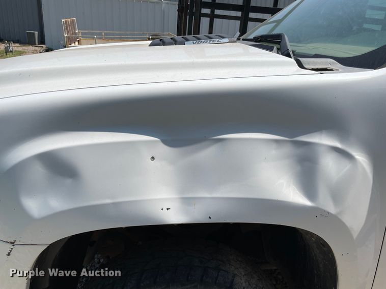 image for item MR9341 2013 GMC Sierra 2500HD  pickup truck