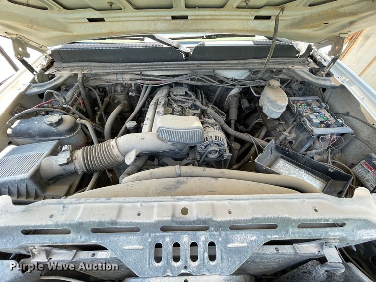 image for item MR9341 2013 GMC Sierra 2500HD  pickup truck