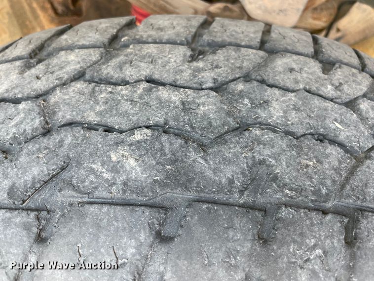 image for item MR9341 2013 GMC Sierra 2500HD  pickup truck