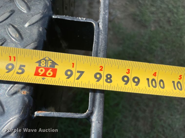 image for item MR9344 CM RD-04978434SD  flatbed