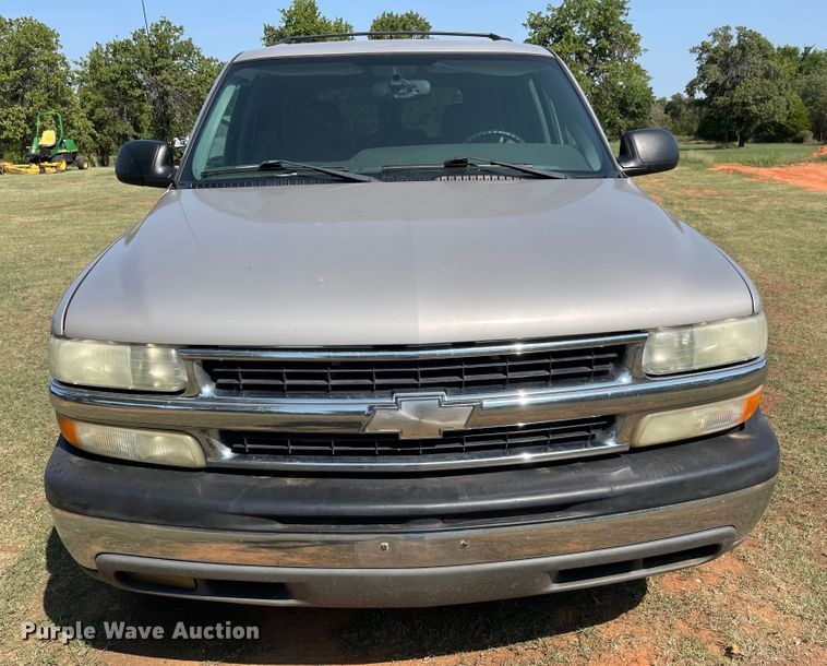 image for item MR9346 2004 Chevrolet Tahoe  SUV