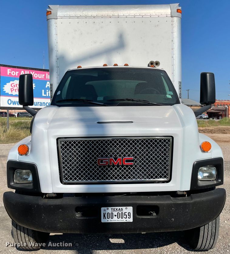 image for item MR9356 2007 GMC C7500  box truck