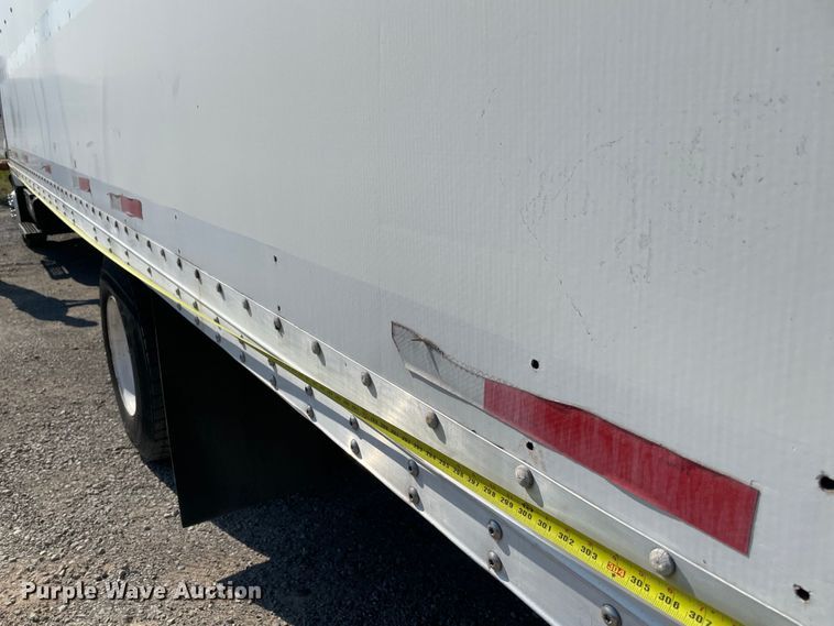 image for item MR9356 2007 GMC C7500  box truck